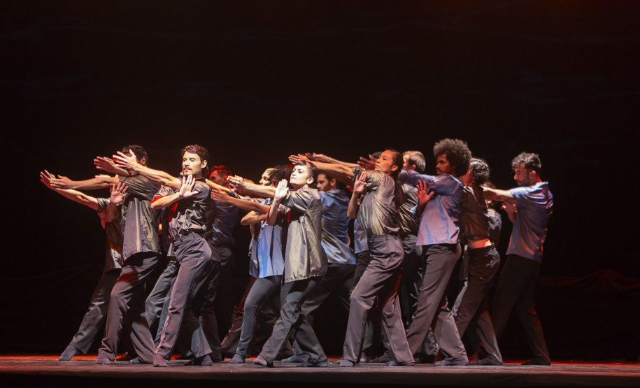 Ponta Grossa e Guarapuava recebem Balé Teatro Guaíra com "V.I.C.A." e "Piá"