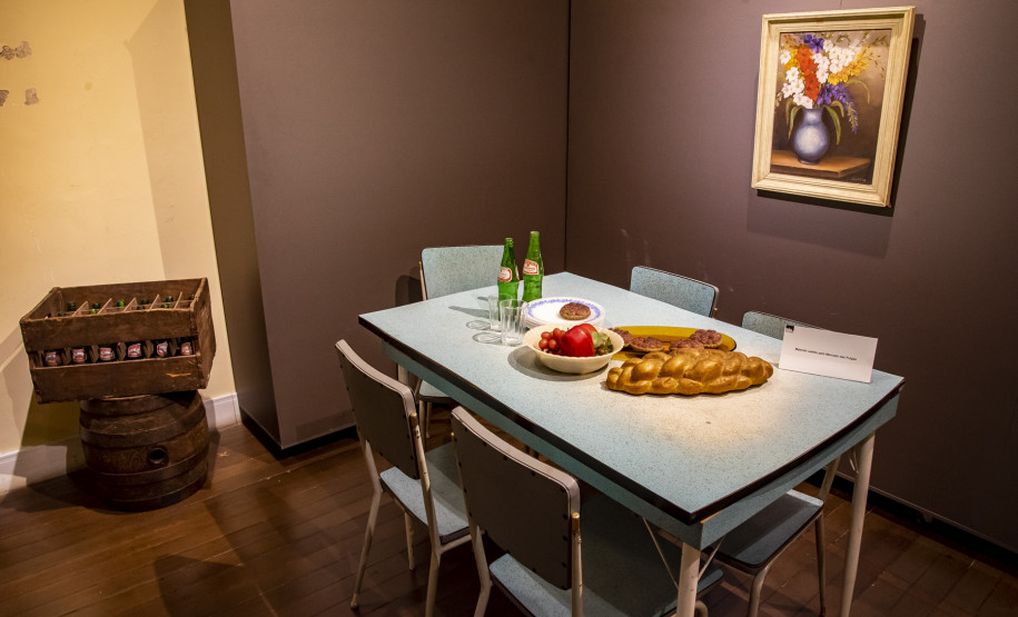 A exposição procura transmitir a abordagem local, nacional e global do choro,