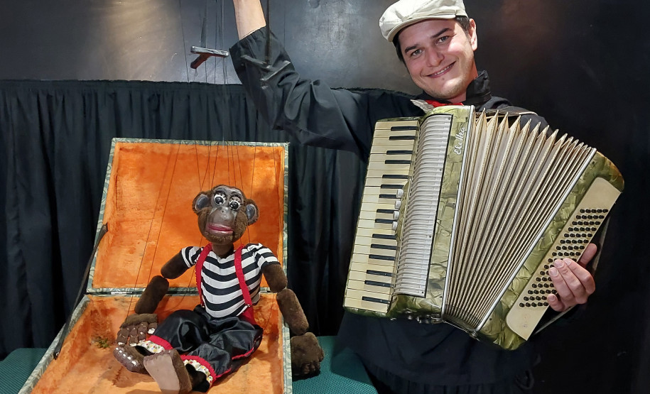 Maratona conta com apresentações de 25 companhias paranaenses -