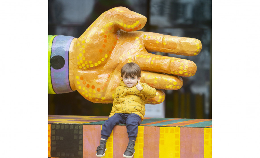 São 54 atrações, todas gratuitas, abrangendo Teatro de Marionetes, Formas Animadas, Fantoches e Teatro de Sombras -