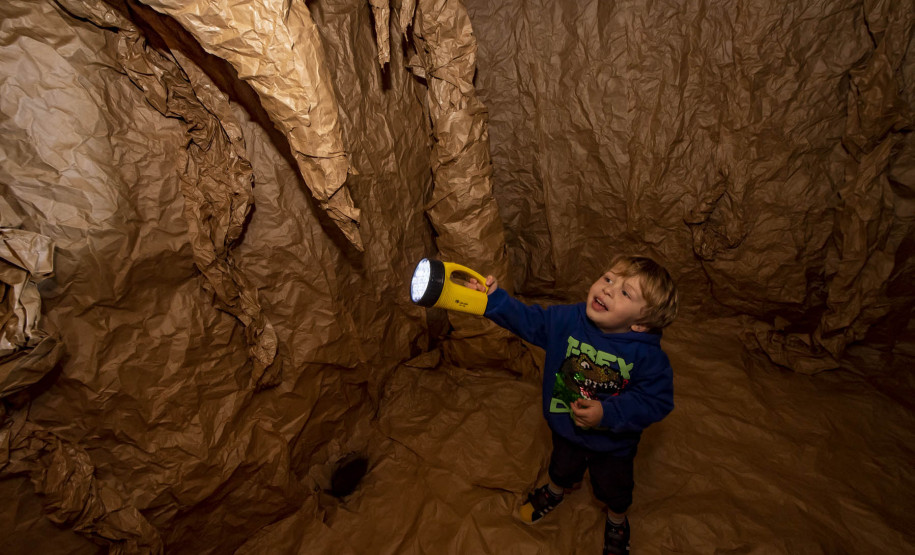 Exposição "Espeleo Artes Visuais" na Casa Gomm -