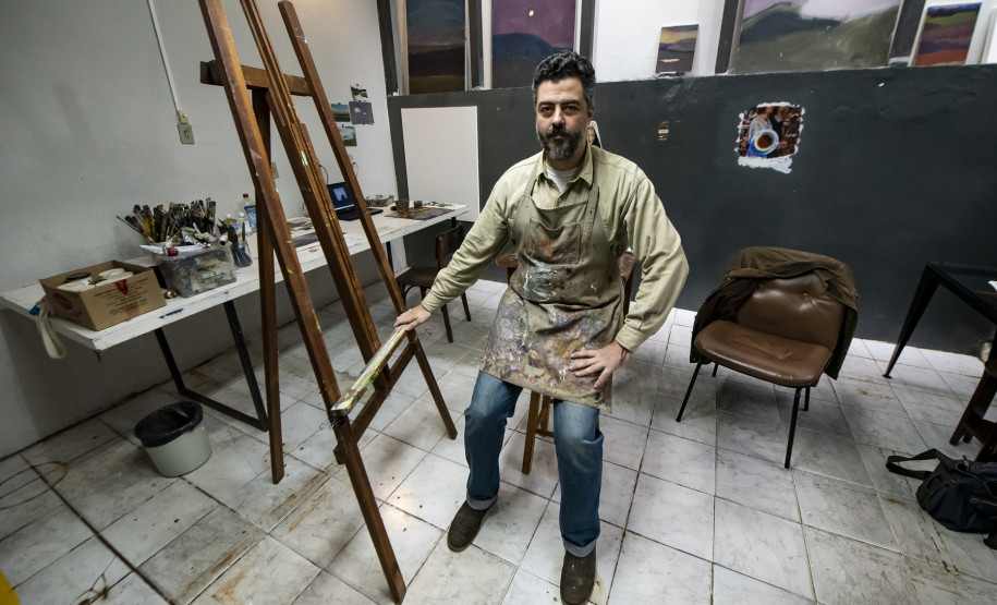 O foco principal é a exploração da paisagem contemporânea e suas múltiplas facetas -