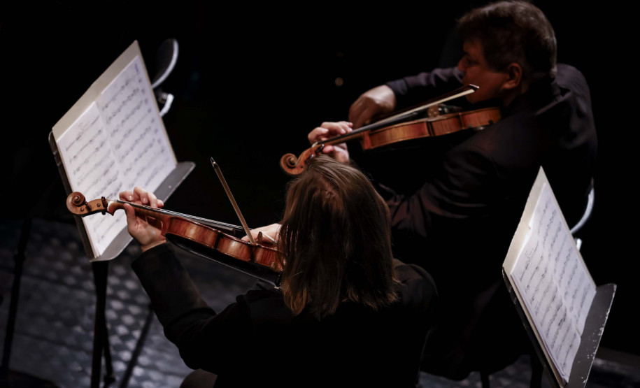 “Guaíra para todos” completa o ciclo de 12 concertos da Orquestra Sinfônica levando arte e alegria para além do teatro