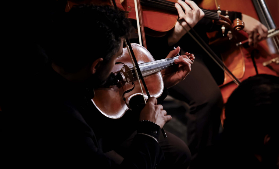 “Guaíra para todos” completa o ciclo de 12 concertos da Orquestra Sinfônica levando arte e alegria para além do teatro