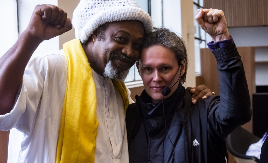 Biblioteca Pública do Paraná inaugura Estante Afro — Maria Águeda com mais de 500 livros. Foto: Kraw Penas/SEEC