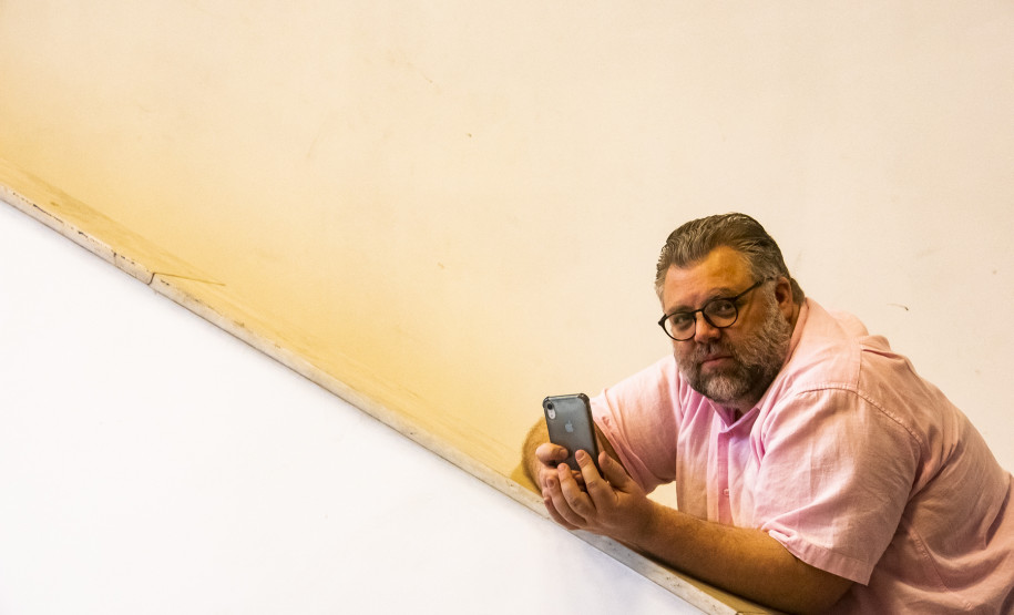 Biblioteca Pública do Paraná inaugura Estante Afro — Maria Águeda com mais de 500 livros. Foto: Kraw Penas/SEEC