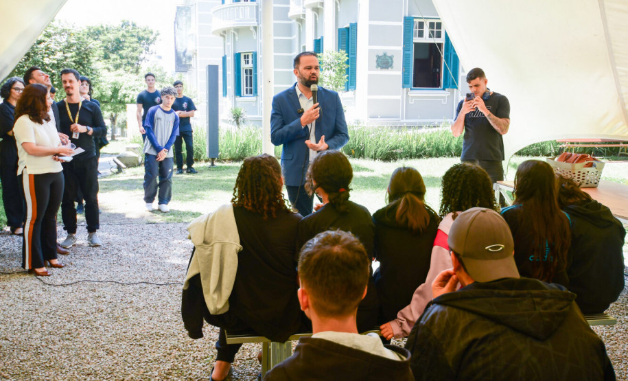 Programa Partiu Museu promove visitas guiadas para alunos da rede estadual do Paraná