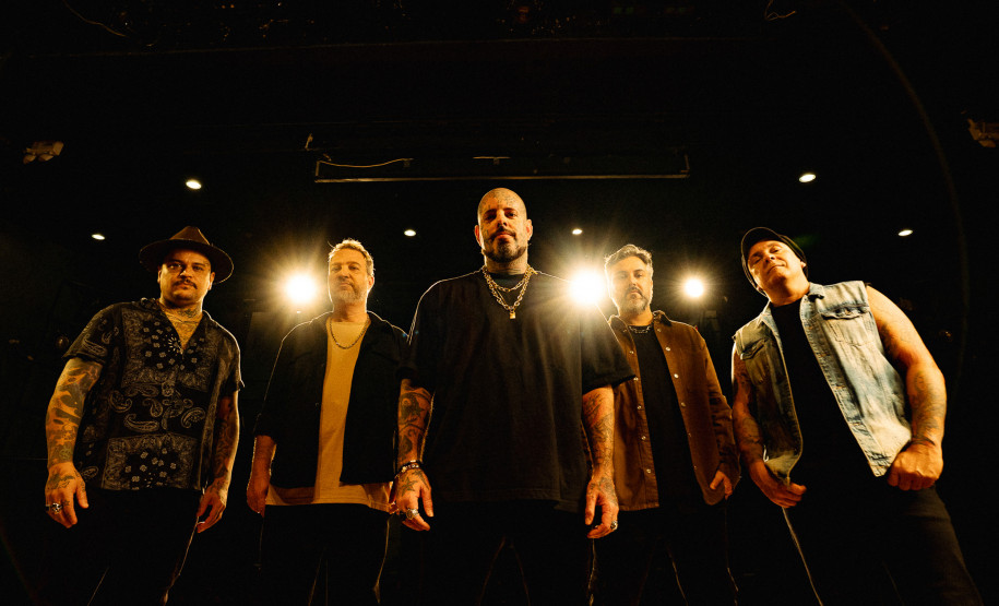 Detonautas faz show acústico no Teatro Guaíra nesta sexta-feira