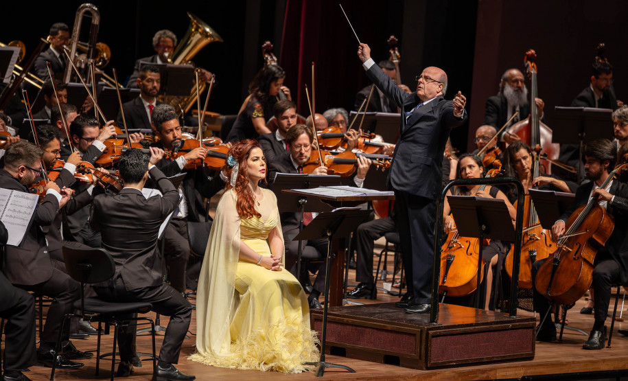 4 mil pessoas prestigiam abertura da temporada da Orquestra Sinfônica do Paraná