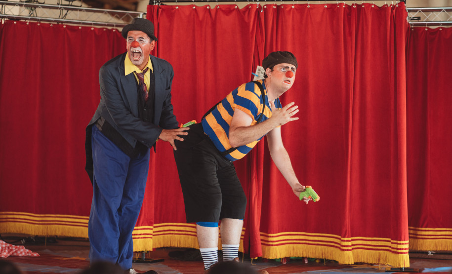 Programa Crianças no Teatro tem estreias em Guarapuava e Campo Mourão nesta semana