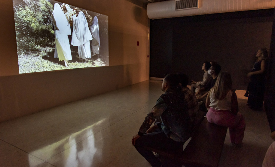 Associação de Amigos do MAC Paraná anuncia reabertura do Festival de Audiovisualidades