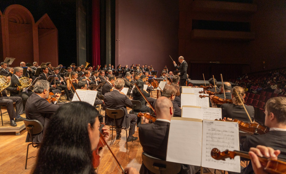 Concerto de aniversário da Orquestra Sinfônica do Paraná apresenta choros de Villa-Lobos