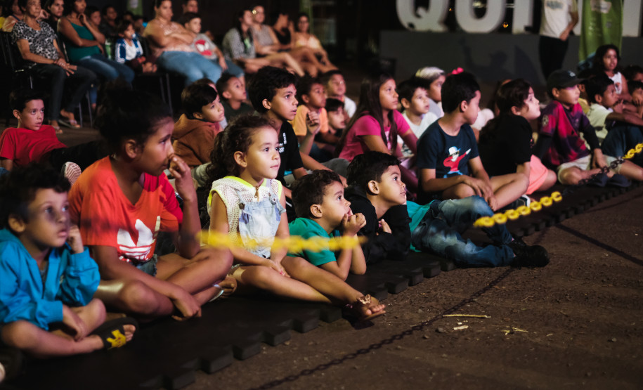 Projeto Cinema na Praça exibe filmes gratuitos para 40 mil pessoas em três meses