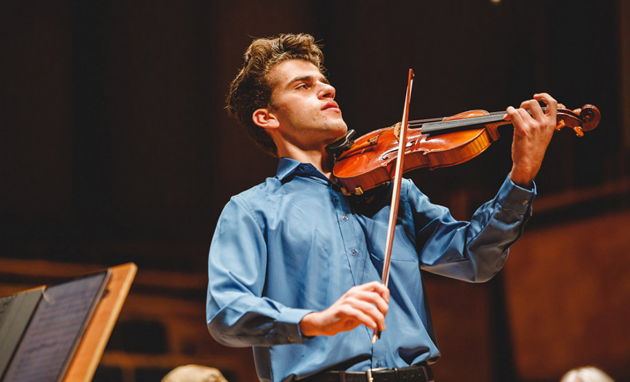 Orquestra Sinfônica do Paraná recebe violinista prodígio Guido Sant’Anna
