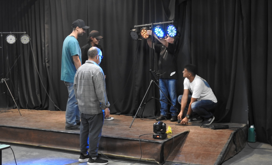 Curso Eletricidade Verde para Audiovisual oferta aulas gratuitas no Paraná