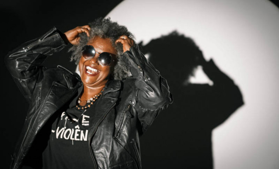 Teatro Guaíra recebe espetáculos da edição de inverno da Oficina de Música - Sandra de Sá