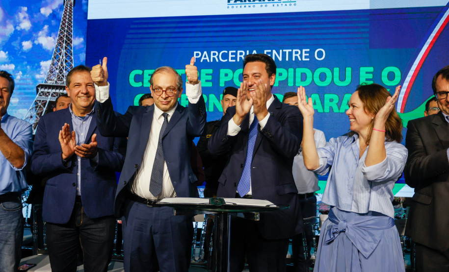 Paraná firma parceria com Centre Pompidou para construção do Museu Internacional de Arte de Foz do Iguaçu