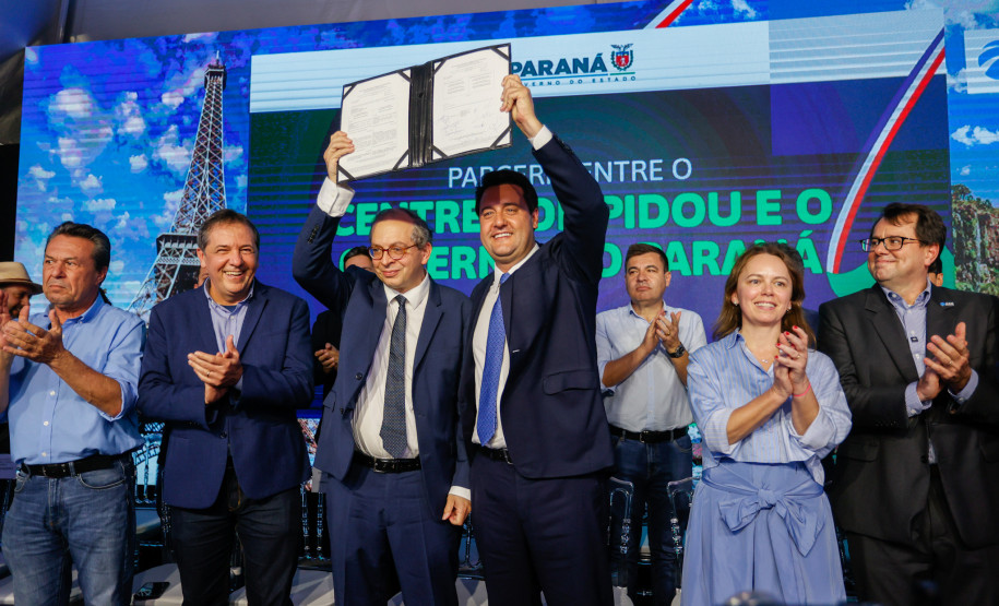 Paraná firma parceria com Centre Pompidou para construção do Museu Internacional de Arte de Foz do Iguaçu