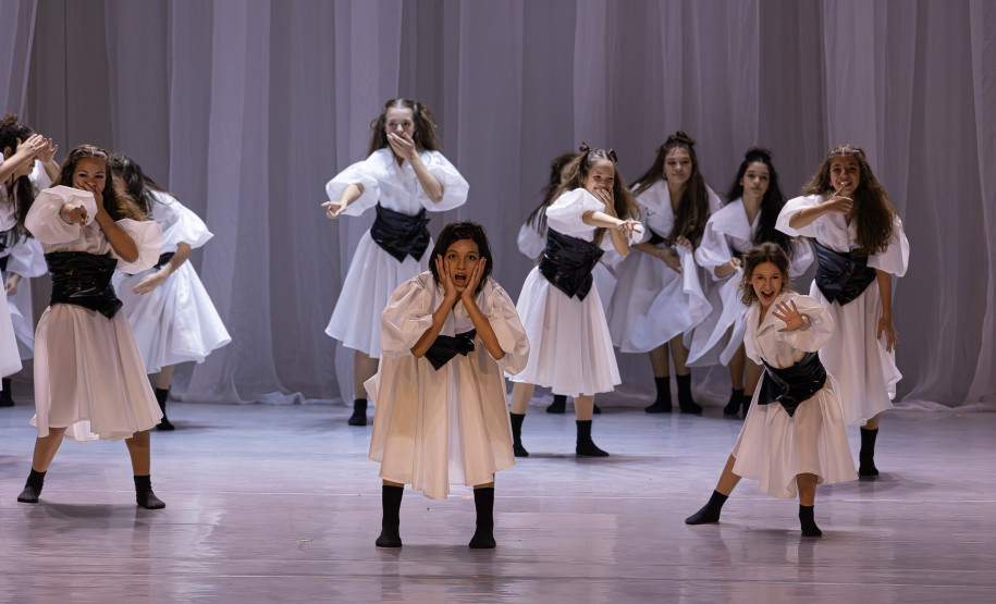 Escola de Dança Teatro Guaíra levou sua arte a 3,6 mil pessoas no primeiro semestre