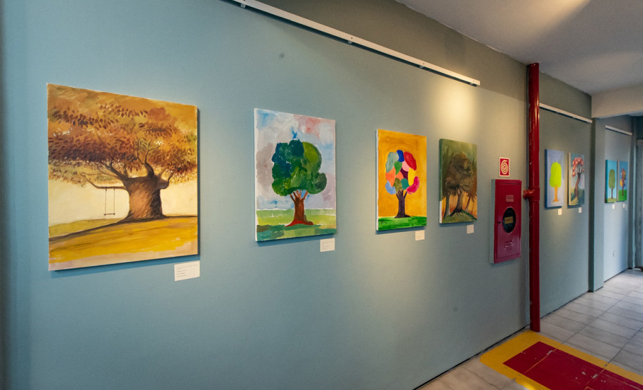 Museu Casa Alfredo Andersen (MCAA) - Últimos dias – Termina na quarta-feira (31) a exibição de "Minha Natureza – A chuva é a mesma, mas cada um sente de um jeito", fruto da residência artística do artista visual e arte-educador Nilson Sampaio, especialista em inclusão de pessoas com Transtorno do Espectro Autista.