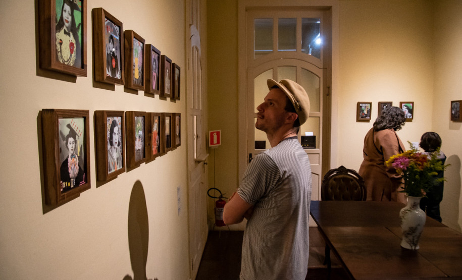 Museu da Imagem e do Som (MIS-PR) - Cartas para o futuro – O acervo do museu ganhou vida com a exposição individual "Cartas para o futuro", da artista visual Bruna Alcantara, com curadoria de Michele Micheletto