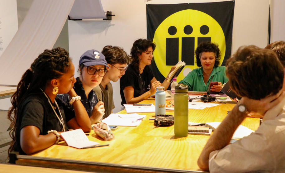 MUPA encerra a residência de investigação crítica com Laboratório de Imaginário Radical