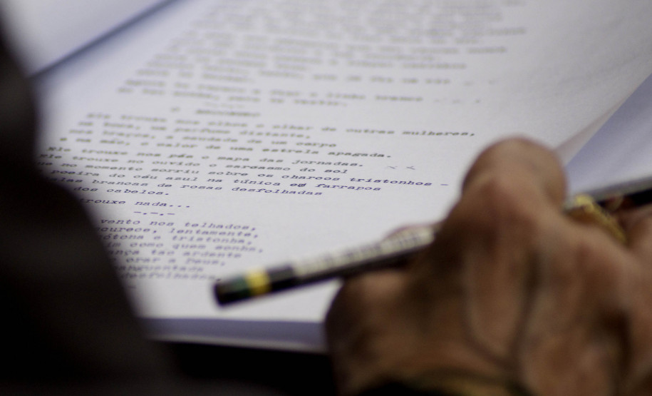 Biblioteca Pública do Paraná (BPP) - Oficina Permanente de Poesia – Todas as quintas-feiras, das 18h às 19h45, é realizada a Oficina Permanente de Poesia. Coordenado pela escritora Lilia Souza, o evento acontece no Coworking, com capacidade para 40 pessoas