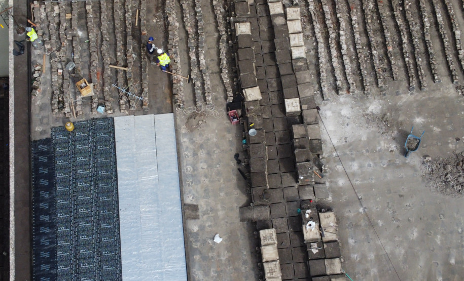 Com investimento de R$ 1,2 milhão, começa revitalização da cobertura do Teatro Guaíra
