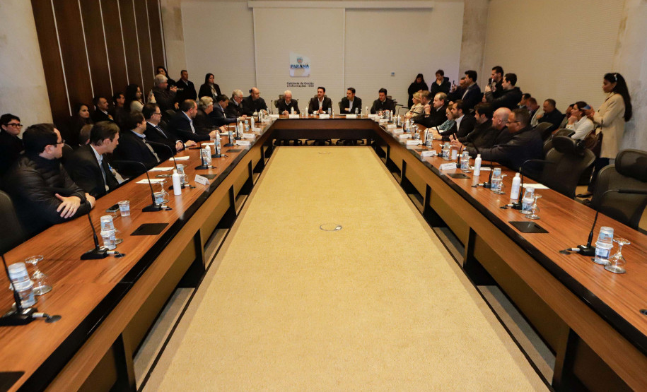 Apresentação da Fábrica de Ideais pelo governador do Paraná, Carlos Massa Ratinho Jr., e a empresa Audi.