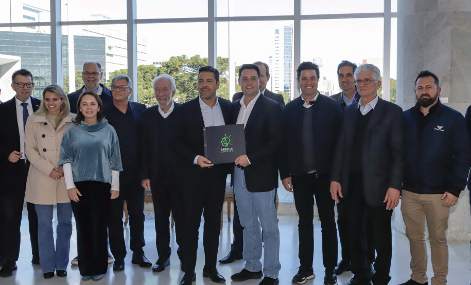 Apresentação da Fábrica de Ideais pelo governador do Paraná, Carlos Massa Ratinho Jr., e a empresa Audi.