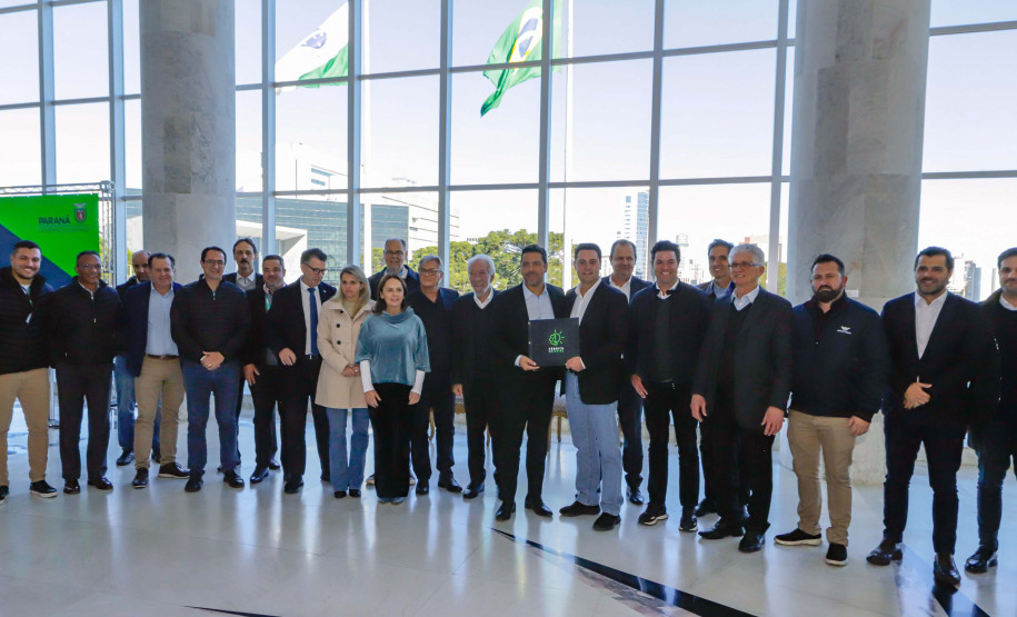 Apresentação da Fábrica de Ideais pelo governador do Paraná, Carlos Massa Ratinho Jr., e a empresa Audi.