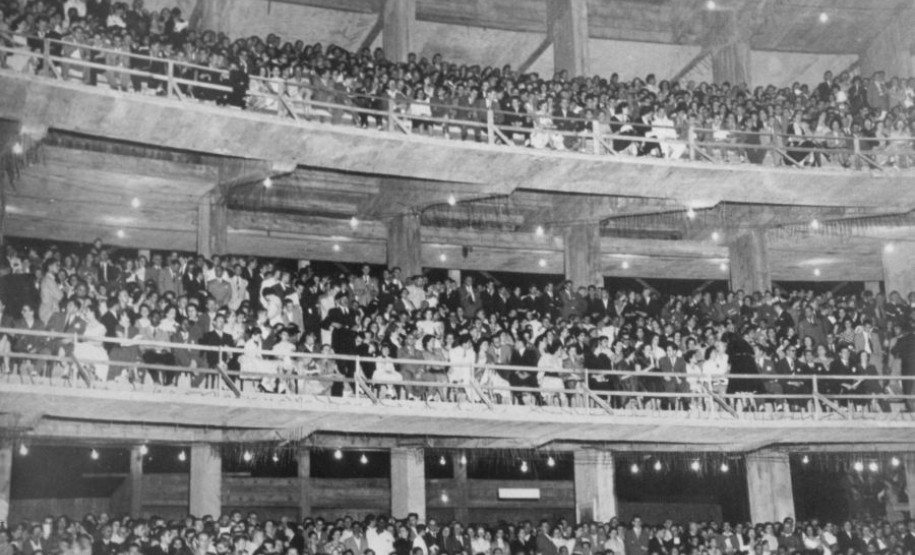 Conheça a história e os bastidores do Teatro Guaíra, que completa 140 anos em 2024