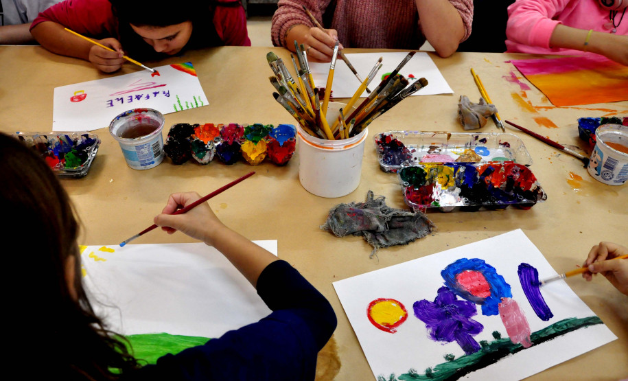 Premiação do 4º Concurso Paranaense de Desenho ocorre neste sábado no Canal da Música