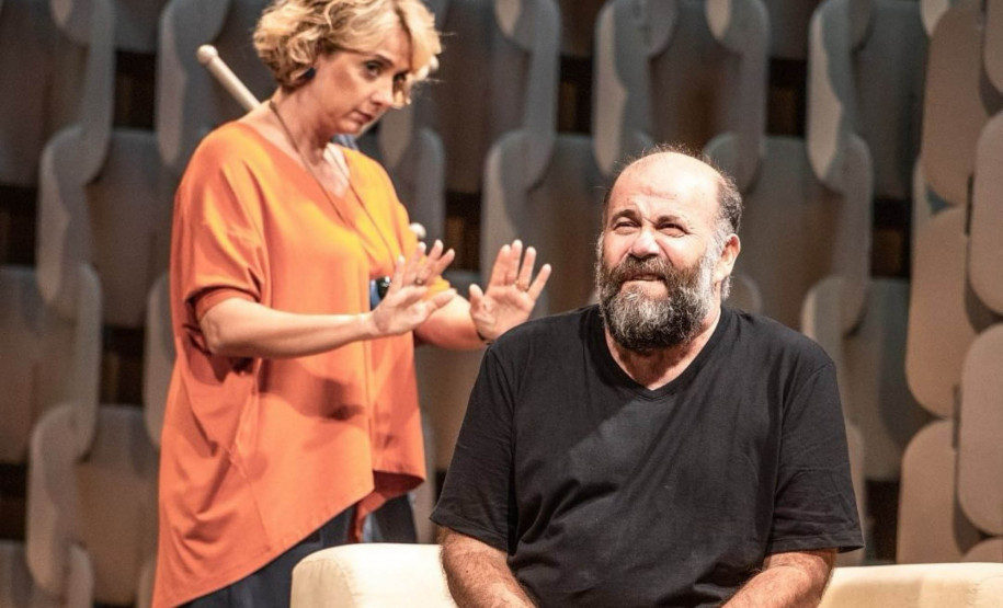 "O Caso": comédia com Otávio Muller e Letícia Isnard terá duas sessões no Guairinha