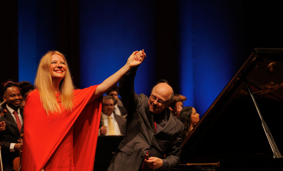 Orquestra Sinfônica e a pianista Valentina Lisitsa encantarão o público novamente no domingo