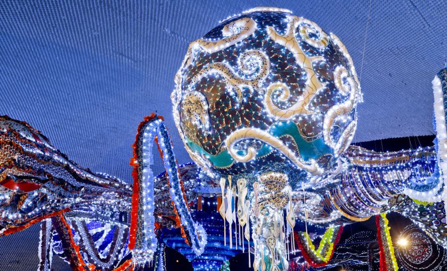 Últimos dias da exposição “Extravagâncias” de Joana Vasconcelos no MON