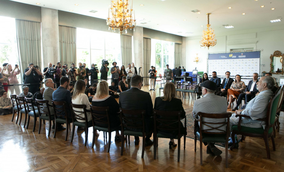 Governo do Estado apresenta a Coppola trabalho para incentivar produções cinematográficas