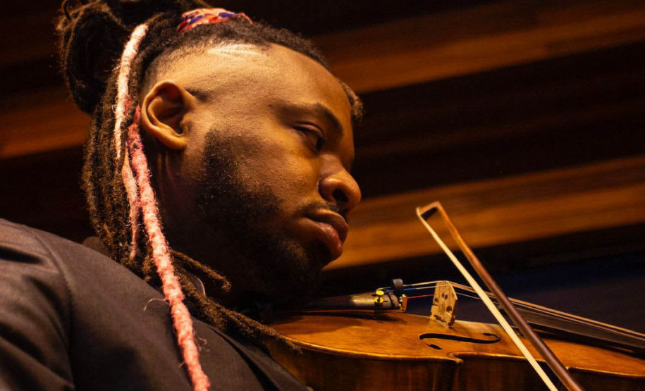 Orquestra Sinfônica do Paraná apresenta "Encontro com o Barroco" neste domingo