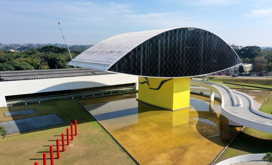 Com entrada gratuita, aniversário do MON terá mostras inéditas, performance e música