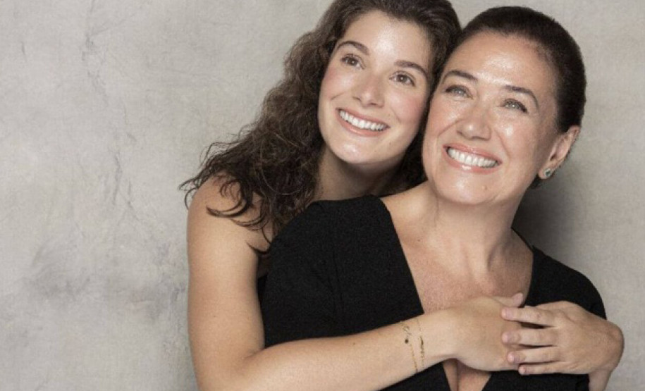 “A Lista” une Lilia Cabral e a filha Giulia Bertolli no palco do Guairão no dia 30