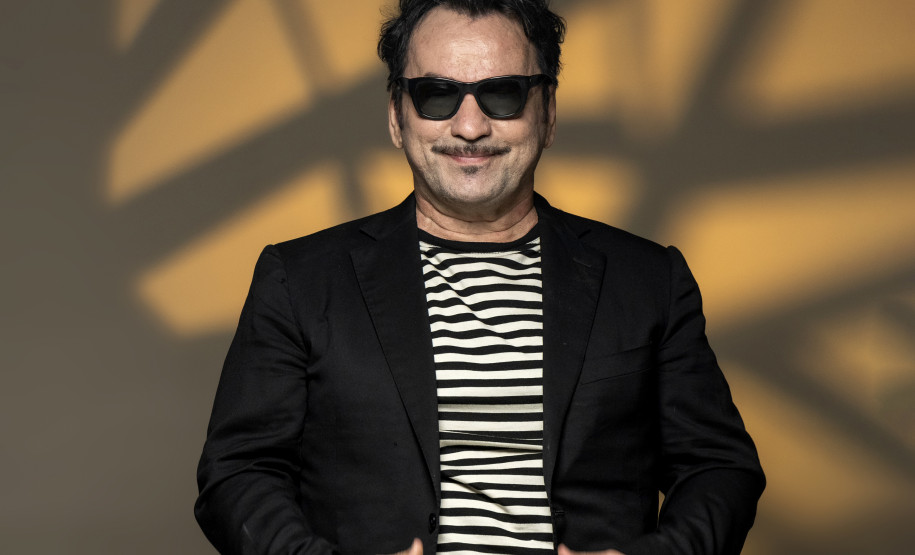 Oficinas, espetáculos no Teatro Guaíra e nova exposição marcam a agenda cultural