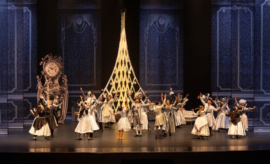 O Quebra-Nozes leva a magia do Natal ao palco do Teatro Guaíra e fecha calendário de 2024