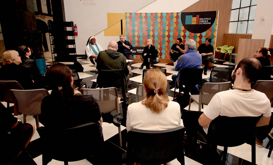 Biblioteca Pública do Paraná estreia projetos culturais e investe na atualização dos sistemas de empréstimo para os usuários