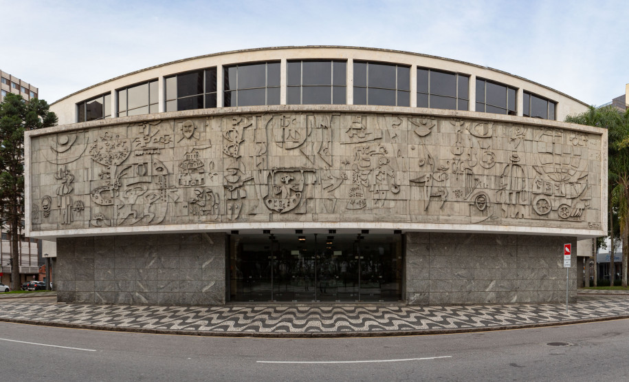 Dalton Trevisan será homenageado pelo Teatro Guaíra no Festival de Curitiba