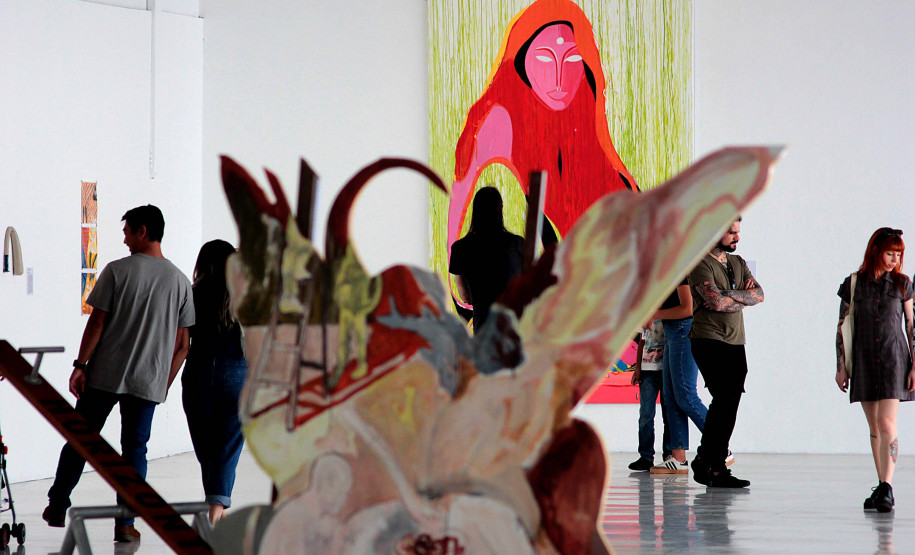 Agenda cultural tem "O Quebra-Nozes", peça com Arlete Salles e exposições no Alfredo Andersen