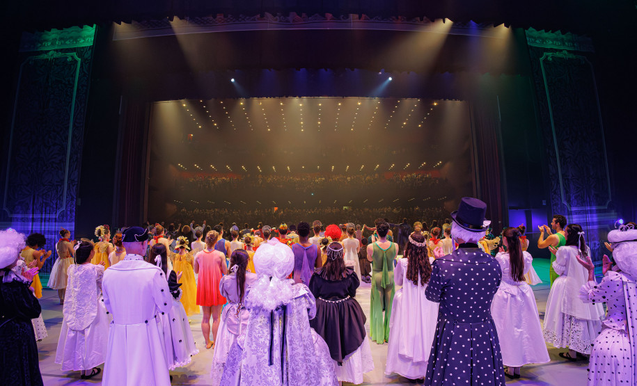 16,5 mil pessoas assistiram às apresentações de "O Quebra Nozes" no Guairão