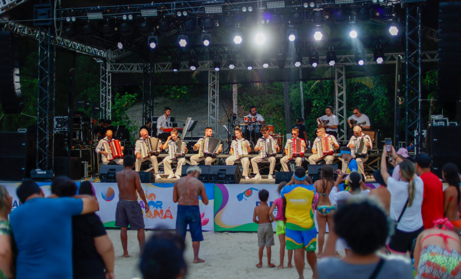 Cultura lança edital para artistas paranaenses se apresentarem no Verão Maior Paraná