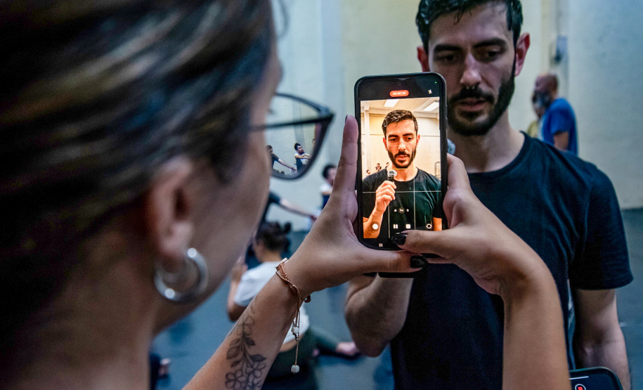 Com tributo a Dalton Trevisan, elenco da nova montagem do TCP inicia ensaios no Guaíra