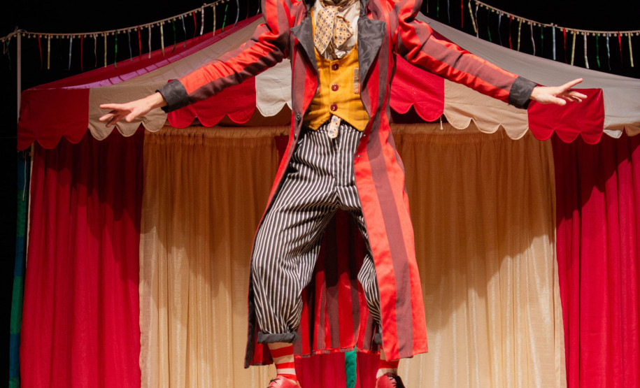 Apresentação circense é mais uma atração gratuita do Verão Maior Paraná