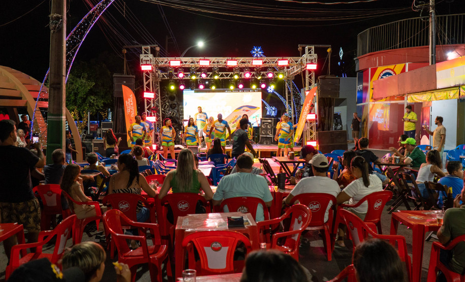 Shows de samba e sertanejo abrem temporada dos palcos Sunset no Noroeste